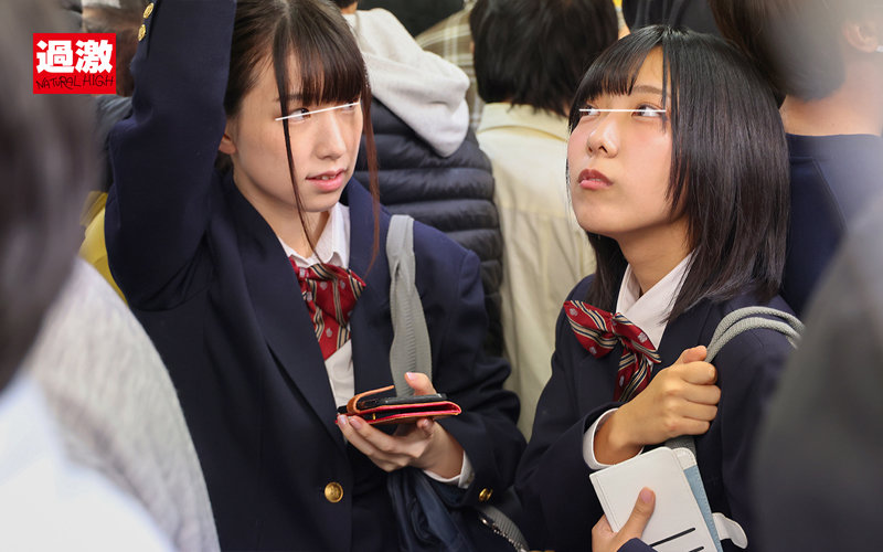 【3P・4P 】J○2人組W指マン痴● 友達の近くで愛液が滴るほど感じてしまう汁垂らし娘たち｜1nhdtb00629