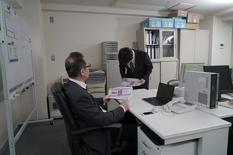 【イラマチオ 】絶対に手を出してはいけないひよこ女子に媚薬まみれの極悪チ○コで鬼イラマチオ。そして…｜1piyo00022