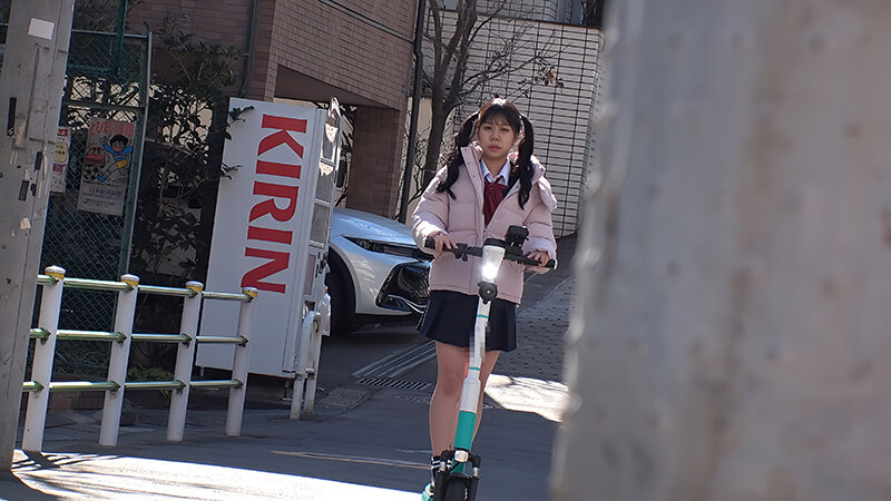 【中出し 天羽りりか・尾崎みのり・佐々木かんな】電動キックボードで帰宅する小生意気な巨乳女先輩 不登校デカチン童貞後輩に「ほらっ挿れてみな！」とあおったら逆にメスイキLOOPされたよぉぉ～｜h_047at00182