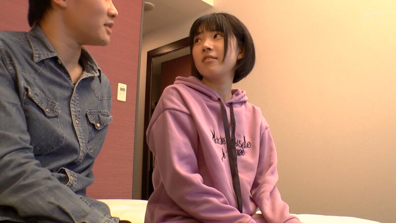 【M女 皆月ひかる】低身長146cmパイパン美少女おじさんチ○ポでドM覚醒 引っ込み思案で引きこもり…【個人撮影】ちっぱい・喘ぎ声◎・中出し ひかる 皆月ひかる｜h_1787jksr39001