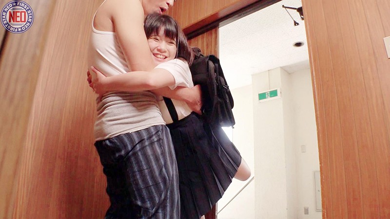 【巨乳 】地味な顔だけど巨乳なやさしい孫娘 小さい頃から可愛がっていた孫娘の発育した胸を凝視し成長した身体を見て、性的欲求を覚えてしまった。｜h_491fneo00051