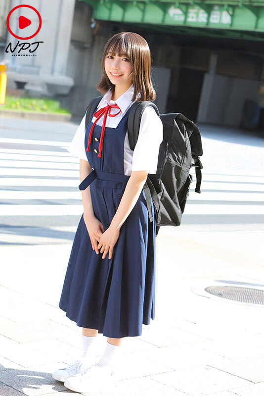 【素人 】修学旅行で来ていた微乳J●を自由時間の2時間、ハメまくった（笑） ネットで知り合った初対面のおじさんにリアルで会ったが最後。断り切れなくて、中出しまでされてしまった無垢女子。 ゆな｜npjs00152